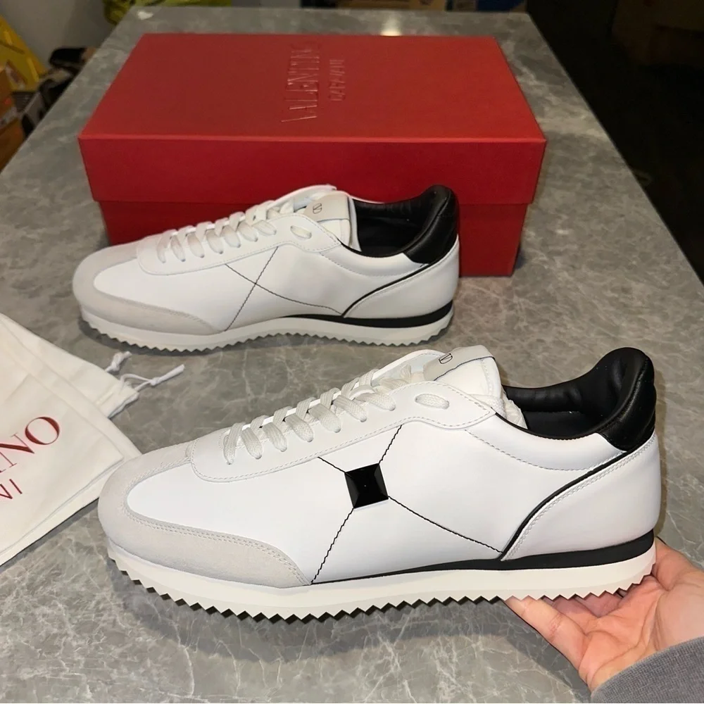 New Size 44.5 Valentino Garavani Retrorunner Sneakers White Black